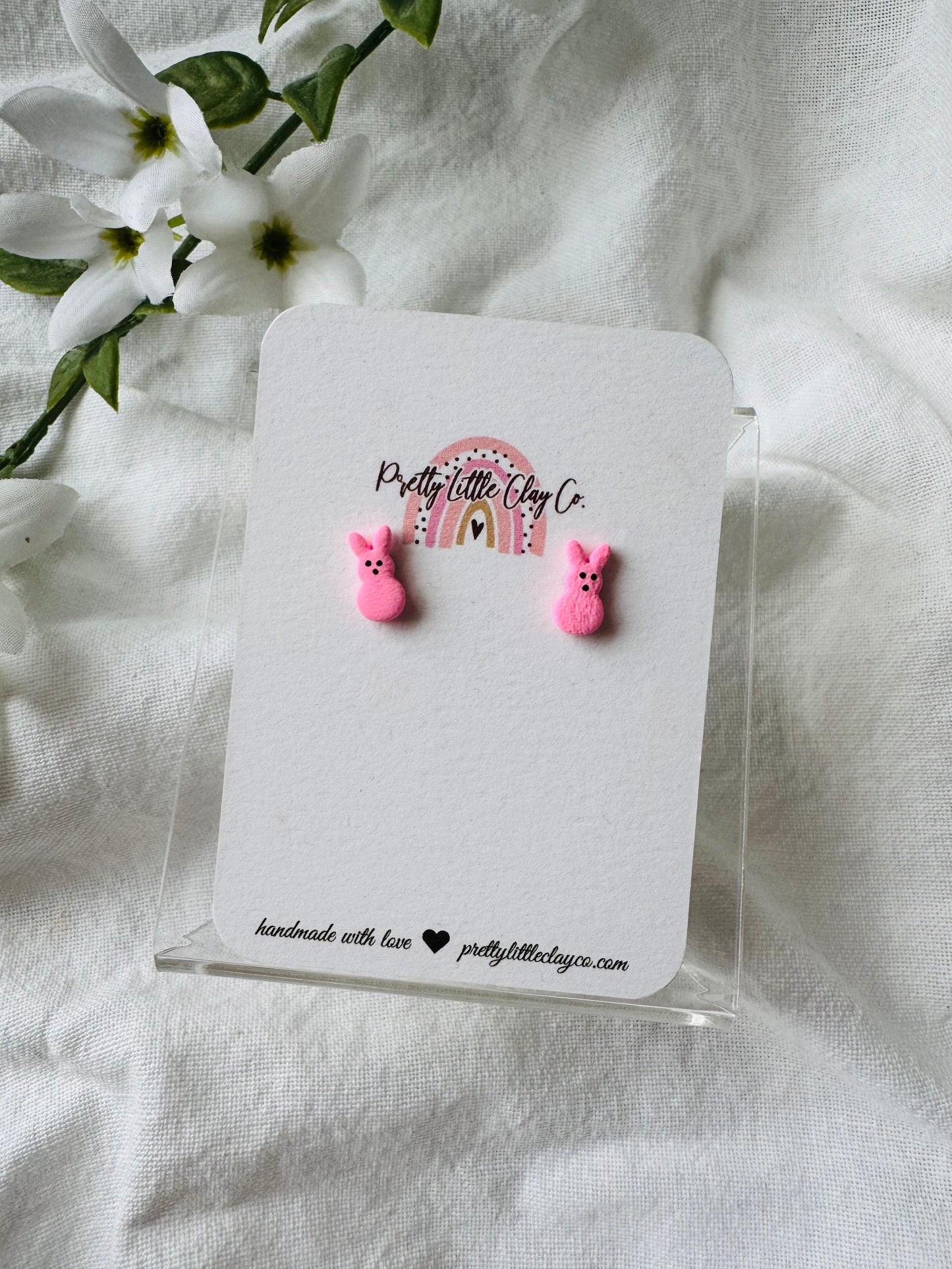 Marshmallow Bunny Studs (pink)