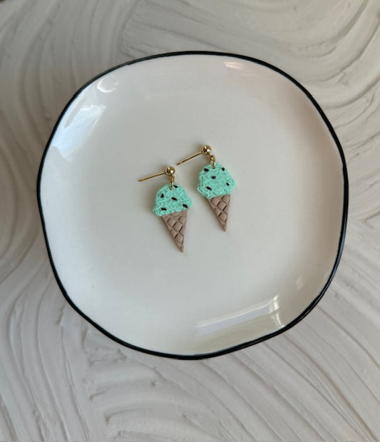 Ice Cream Cone Dangles (mint)