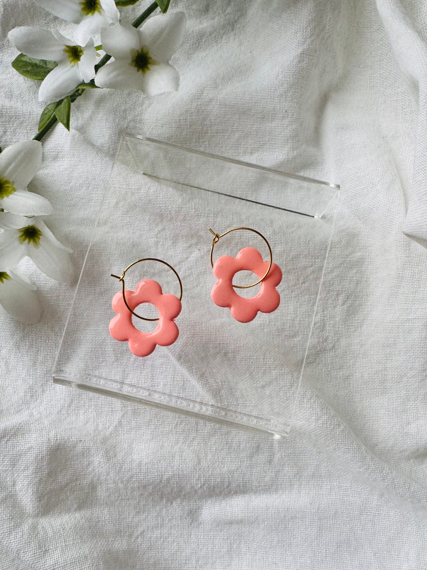 Flower Hoops (peach)