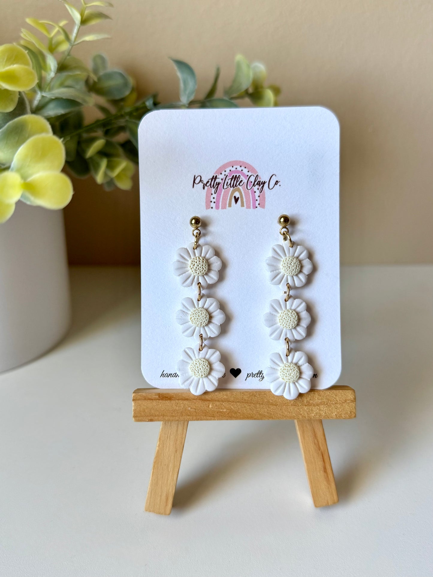 Daisy Dangles