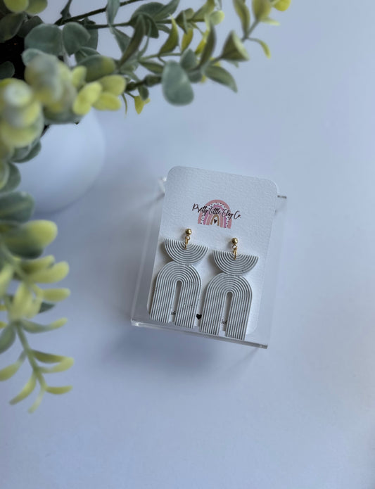 Noah (speckled grey)