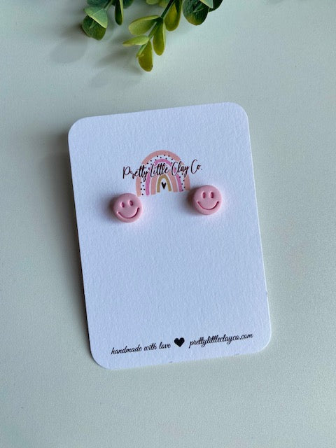 Smiley Studs (pink)